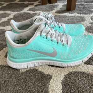 Nike Tiffany Free Run